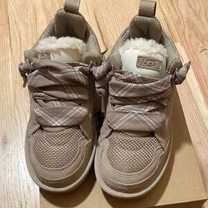 UGG Kids Brown Sneakers with Cream Accents